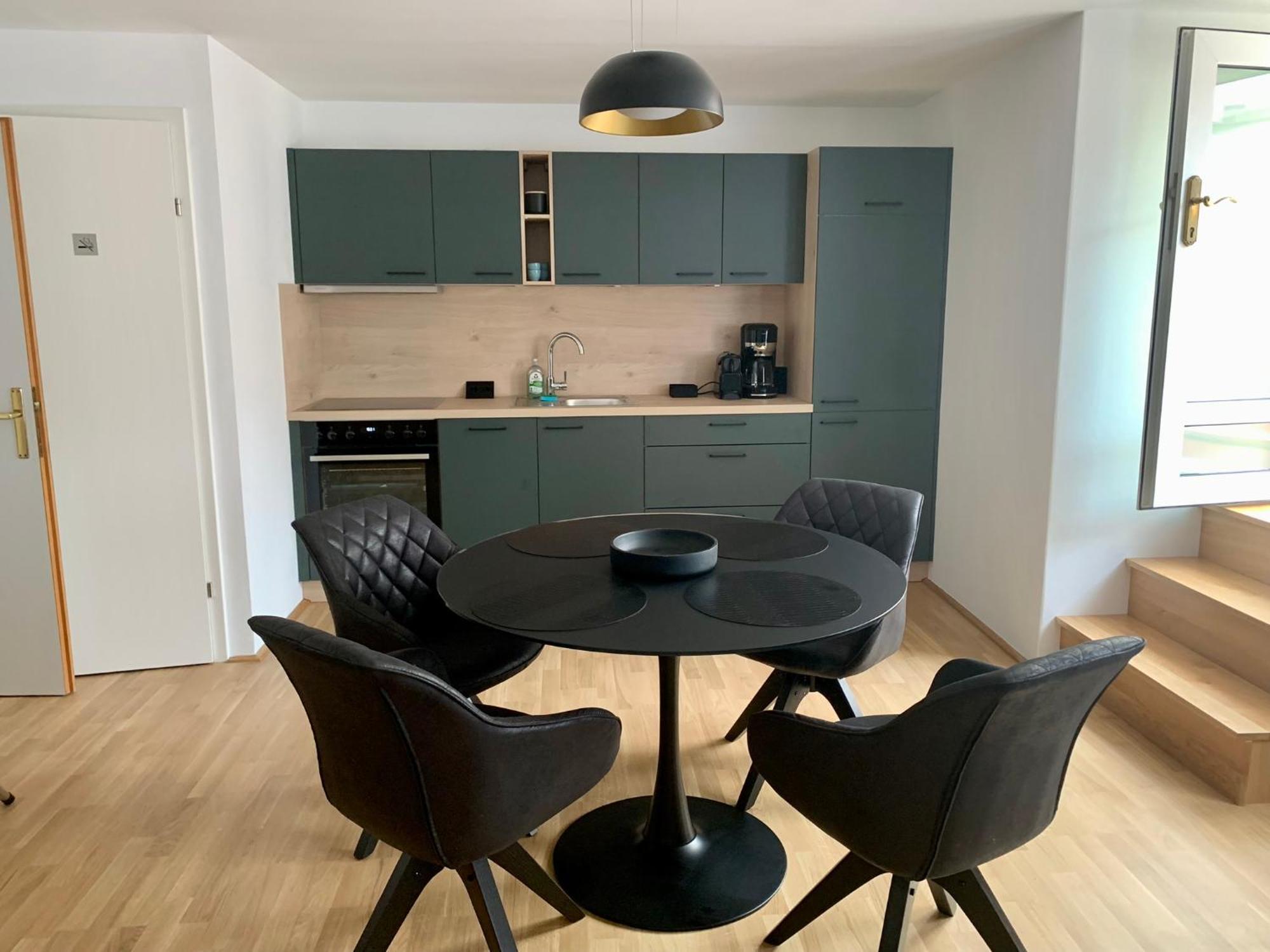 Air-Conditioned, Quiet Apartment With A Terrace In Center Of St Poelten - Smart Tv St. Pölten Zewnętrze zdjęcie